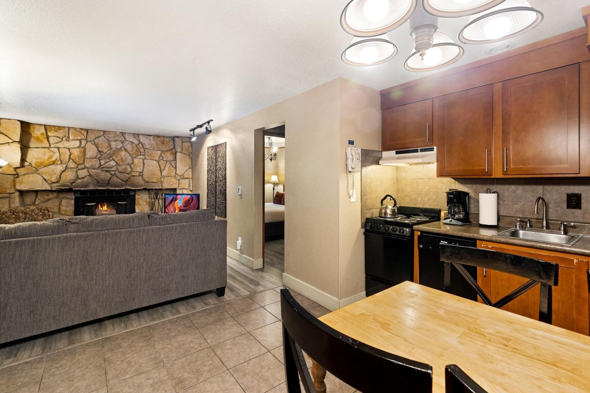 Loge Alta Crystal Hotel Enumclaw Bagian luar foto