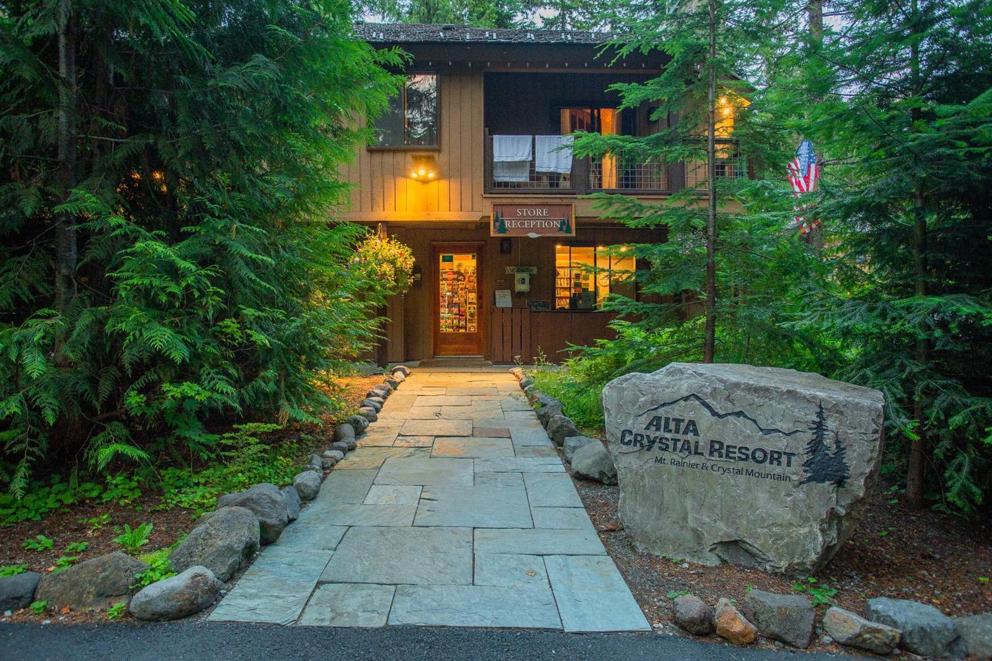 Loge Alta Crystal Hotel Enumclaw Bagian luar foto